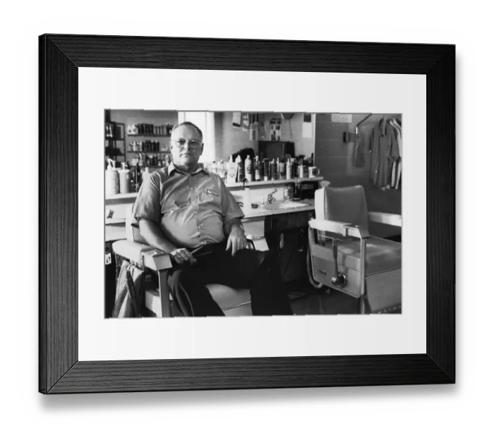 Framed Print : BARBER MAN Framed Print : BARBER MAN