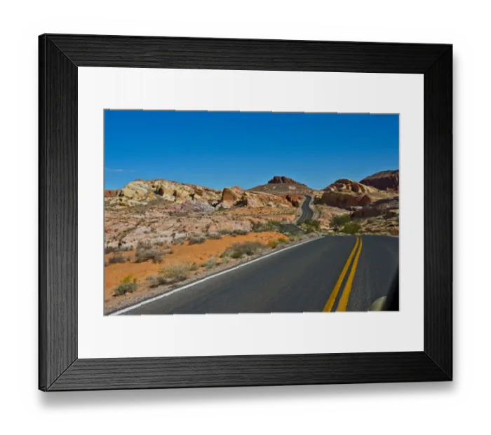 Framed Print : Views along Mouse Tank Road in Valley of Fire State Park, Nevada, USA Framed Print : Views along Mouse Tank Road in Valley of Fire State Park, Nevada, USA