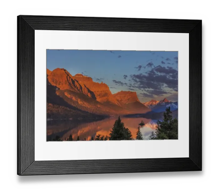 Framed Print : Sunrise clouds over Wild Goose Island and St. Mary Lake in Glacier National Park, Montana, USA Framed Print : Sunrise clouds over Wild Goose Island and St. Mary Lake in Glacier National Park, Montana, USA
