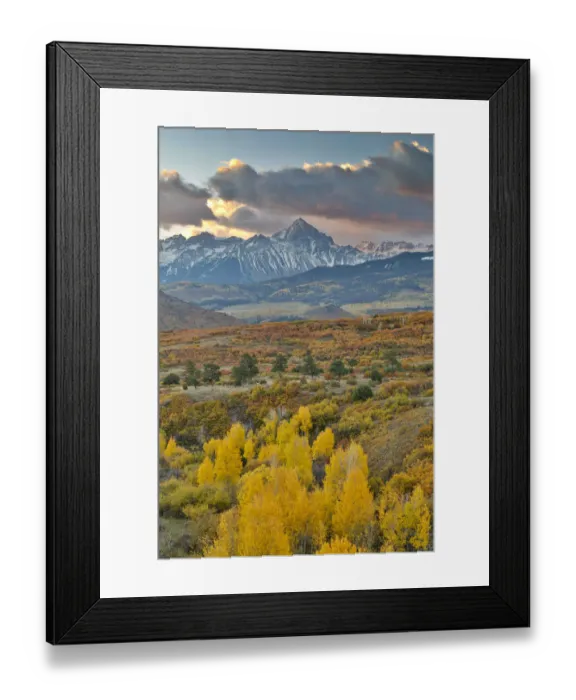 Framed Print : San Juan Mountains from Dallas Divide in Autumn light, Colorado, USA Framed Print : San Juan Mountains from Dallas Divide in Autumn light, Colorado, USA