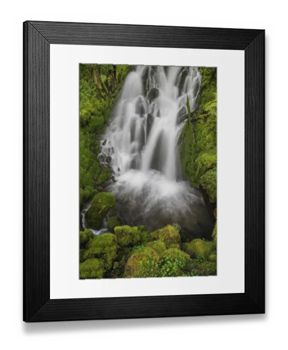 Framed Print : Lewis River waterfall, Gifford Pinchot National Forest, Washington State, USA Framed Print : Lewis River waterfall, Gifford Pinchot National Forest, Washington State, USA