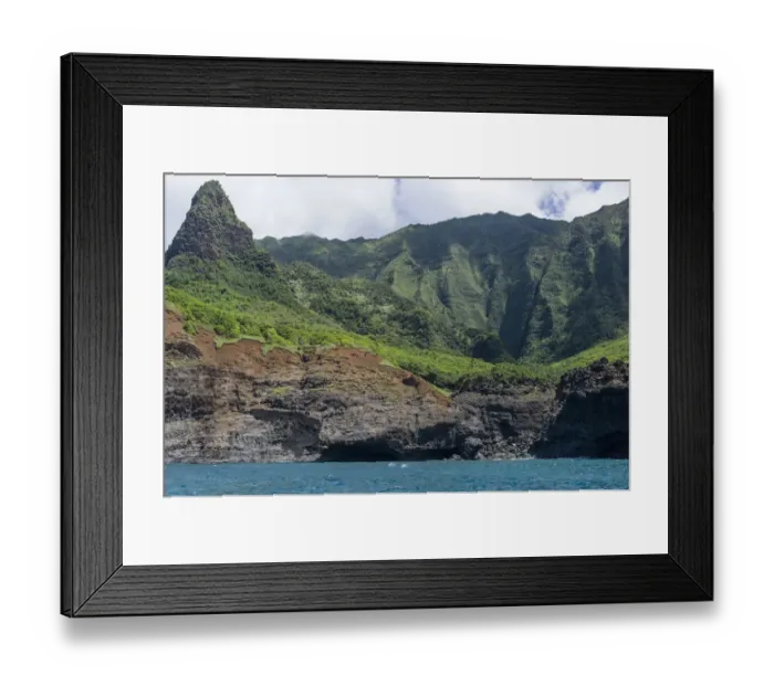 Framed Print : Majestic views of extreme terrain along the Na Pali Coast, Kauai, Hawaii, USA Framed Print : Majestic views of extreme terrain along the Na Pali Coast, Kauai, Hawaii, USA