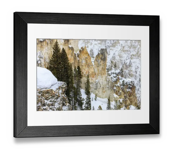 Framed Print : Artist Point view in winter snow, Yellowstone National Park, Wyoming, USA Framed Print : Artist Point view in winter snow, Yellowstone National Park, Wyoming, USA
