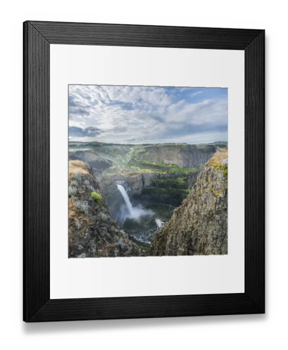 Framed Print : Scenic view of Palouse Falls on cloudy day, Palouse Falls State Park, Washington State, USA Framed Print : Scenic view of Palouse Falls on cloudy day, Palouse Falls State Park, Washington State, USA