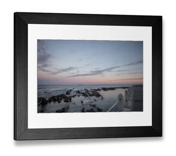 Framed Print : Wide angle shot of the shoreline, Cape Town, Western Cape, South Africa Framed Print : Wide angle shot of the shoreline, Cape Town, Western Cape, South Africa