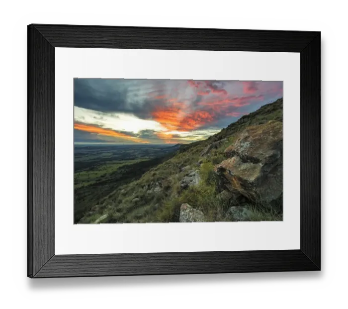 Framed Print : Beautiful Sunset from the top of the Magaliesberg Mountain Range looking towards the flat expanse of the agricultural North-West Province. Magaliesberg Mountain, North-West Province, South Africa Framed Print : Beautiful Sunset from the top of the Magaliesberg Mountain Range looking towards the flat expanse of the agricultural North-West Province. Magaliesberg Mountain, North-West Province, South Africa