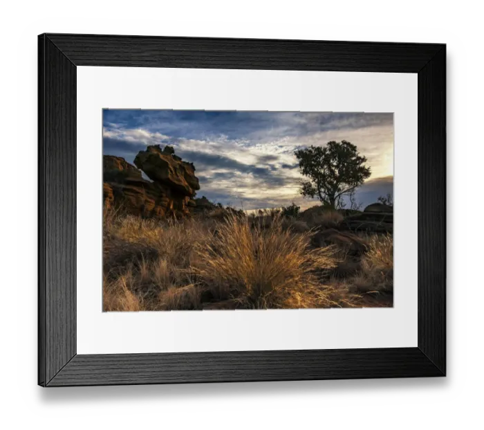Framed Print : Sunset Landscape in the Magaliesberg Mountains, Magaliesberg, North-West Province, South Africa Framed Print : Sunset Landscape in the Magaliesberg Mountains, Magaliesberg, North-West Province, South Africa