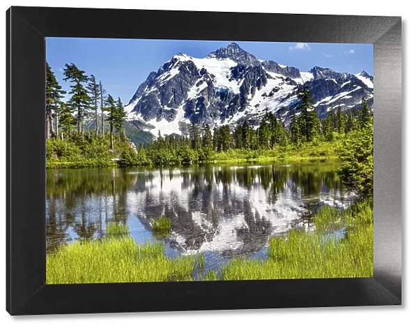 Lake Evergreens, Mount Shuksan and Mount Baker, Washington State, USA