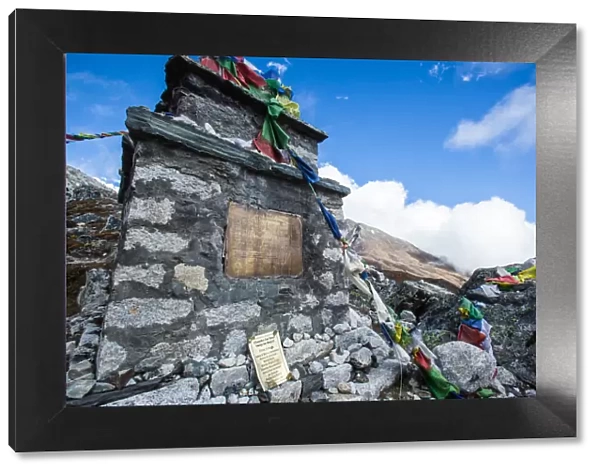 Everest base camp trek, Himalayas, Nepal, memorial, prayer flags, Colour Image, Color Image