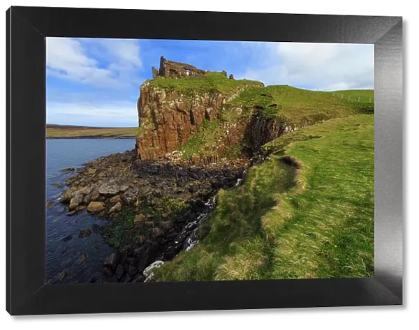 Castle at the waterfront, Duntulm Castle Ruins of the Clan MacDonald, Isle of Skye, Scotland, United Kingdom