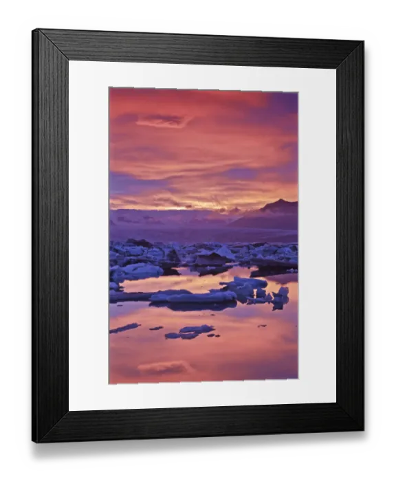 Framed Print : Sunset over Jokulsarlon Glacier Lagoon, Iceland Framed Print : Sunset over Jokulsarlon Glacier Lagoon, Iceland