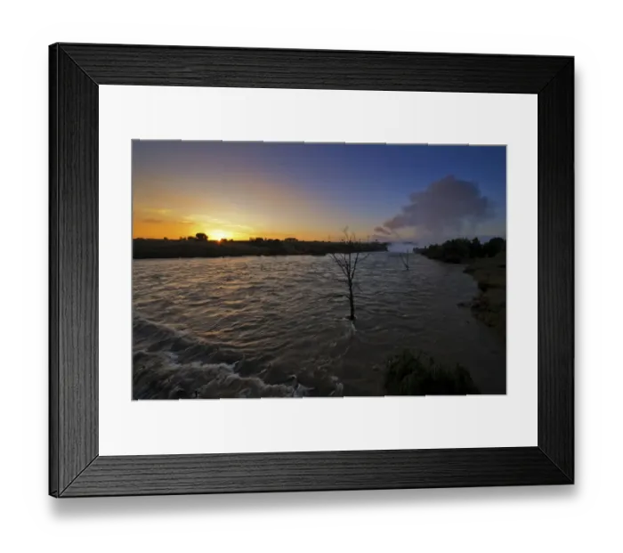 Framed Print : The Vaal Dam in Flood in January 2010, Gauteng Province, South Africa