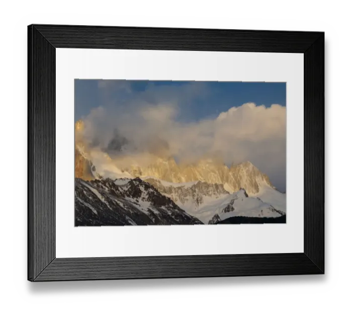 Framed Print : View of Mount Fitzroy at sunrise, Patagonia, Argentina Framed Print : View of Mount Fitzroy at sunrise, Patagonia, Argentina