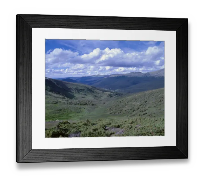 Framed Print : Sunny landscape with Never Summer Mountains, Rocky Mountain National Park, Colorado, USA Framed Print : Sunny landscape with Never Summer Mountains, Rocky Mountain National Park, Colorado, USA
