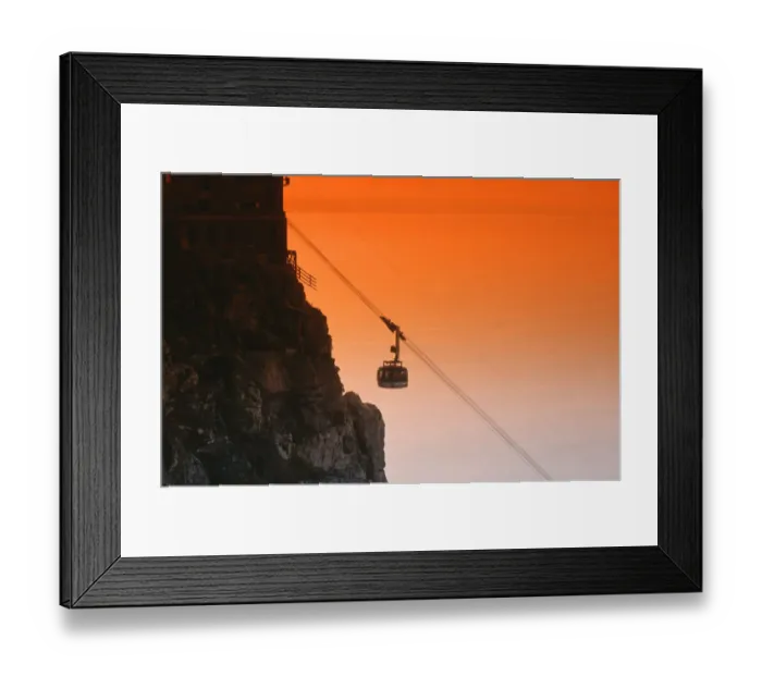 Framed Print : cable car, cape town, capital cities, cliff, color image, horizontal, international landmark Framed Print : cable car, cape town, capital cities, cliff, color image, horizontal, international landmark