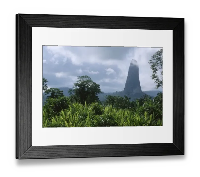 Framed Print : A Scenic View of the Pico Cao Grande Framed Print : A Scenic View of the Pico Cao Grande