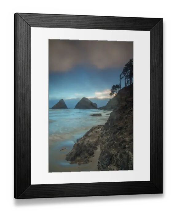 Framed Print : Rocky coast landscape, Florence, Oregon, USA