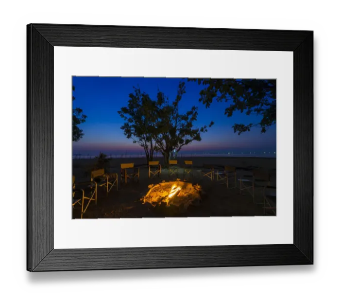 Framed Print : Color Image, Colour Image, Photography, Silhouette, No People, Horizontal, Outdoors Framed Print : Color Image, Colour Image, Photography, Silhouette, No People, Horizontal, Outdoors