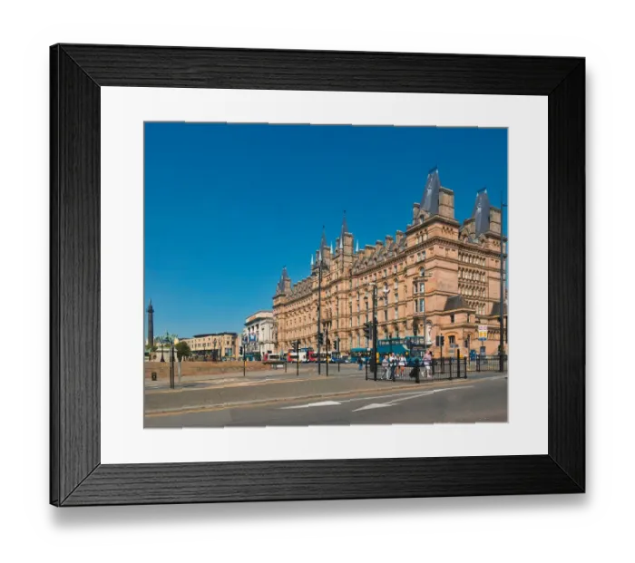 Framed Print : Liverpool, cityscape in Lime street Framed Print : Liverpool, cityscape in Lime street