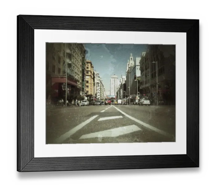 Framed Print : Madrid, Gran Via avenue Framed Print : Madrid, Gran Via avenue