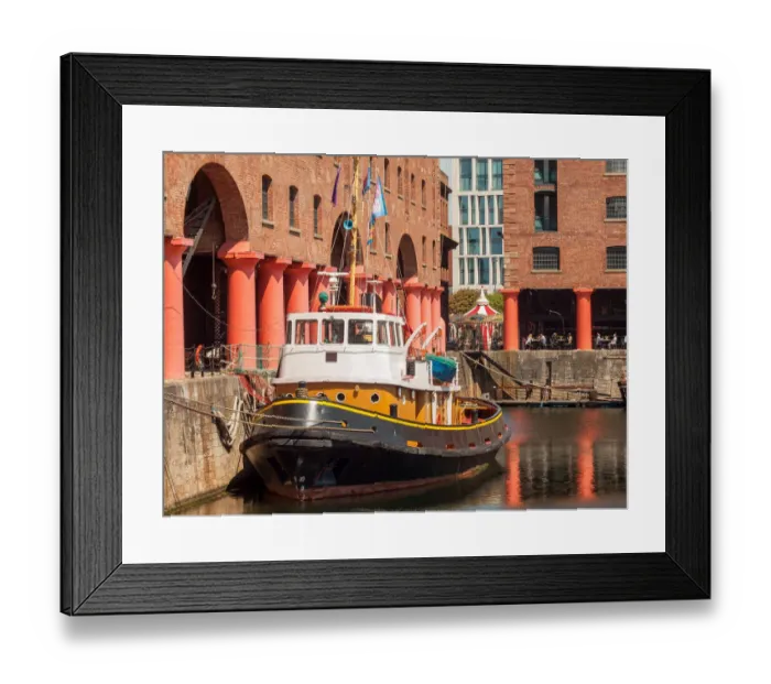 Framed Print : Liverpool, Albert Dock and ship