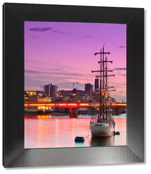 River Thames and a purple sunset