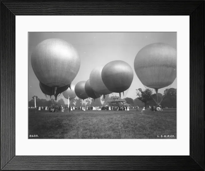 Framed Print : Hot-Air Balloons Framed Print : Hot-Air Balloons