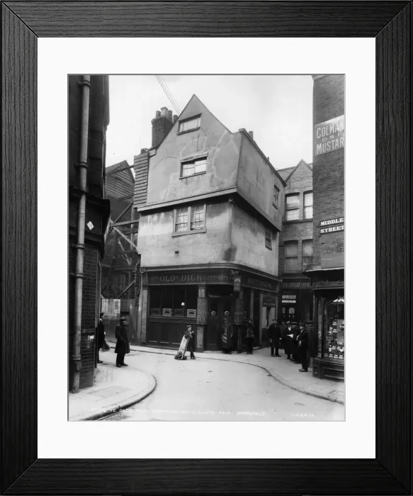 Framed Print : Smithfield Pub Framed Print : Smithfield Pub