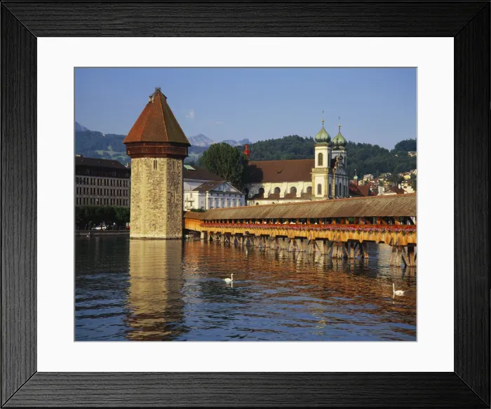 Framed Print : Kapellbrucke Bridge, Lucerne, Switzerland Framed Print : Kapellbrucke Bridge, Lucerne, Switzerland