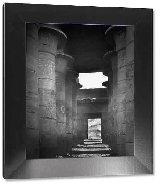 Memnonium. circa 1858: The Great Hall of Memnon
