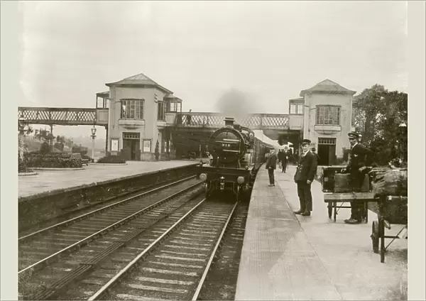 Gleneagles Station