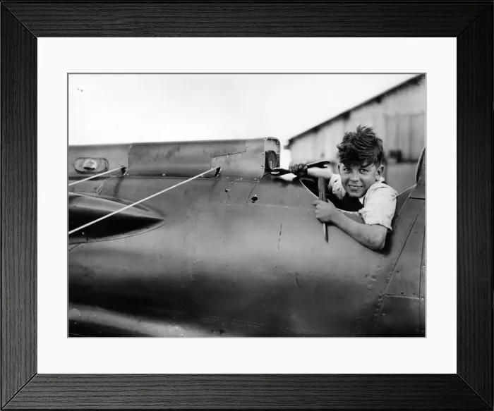 Framed Print : Air Mechanic