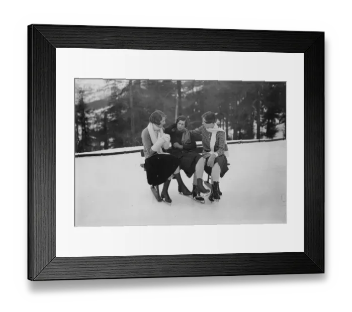 Framed Print : Skaters. 9th January 1928: Miss Vera Hill-Cole, Miss Beryl Mobbs Framed Print : Skaters. 9th January 1928: Miss Vera Hill-Cole, Miss Beryl Mobbs