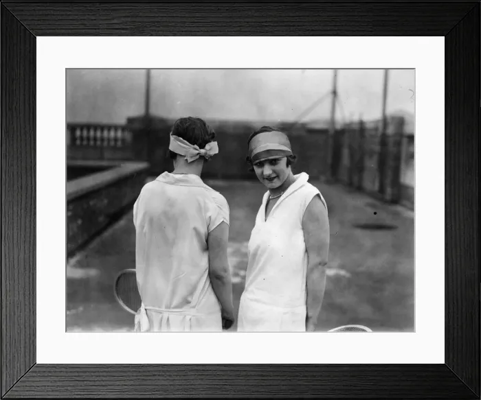 Framed Print : Bandeaux From Paris Framed Print : Bandeaux From Paris