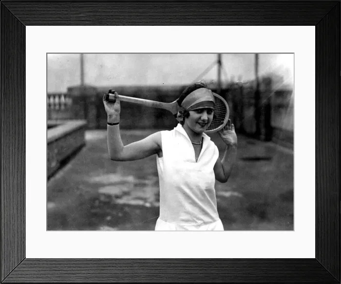 Framed Print : Tennis Bandeau