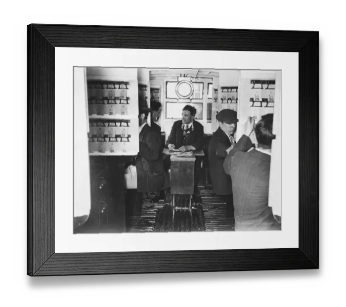 Framed Print : In The Tote-A-Manuel
