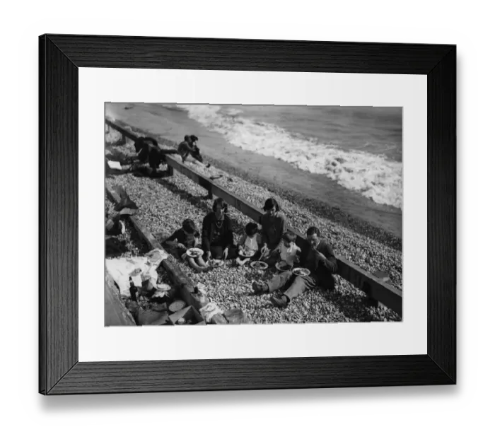 Framed Print : Al Fresco Lunch Framed Print : Al Fresco Lunch
