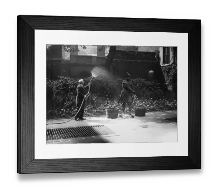 Framed Print : Fleet St Gardener Framed Print : Fleet St Gardener