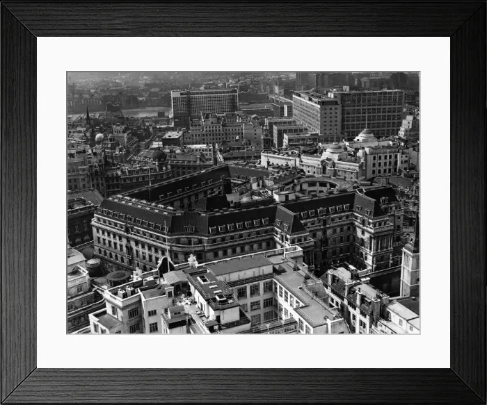 Framed Print : The Bank Of England Framed Print : The Bank Of England