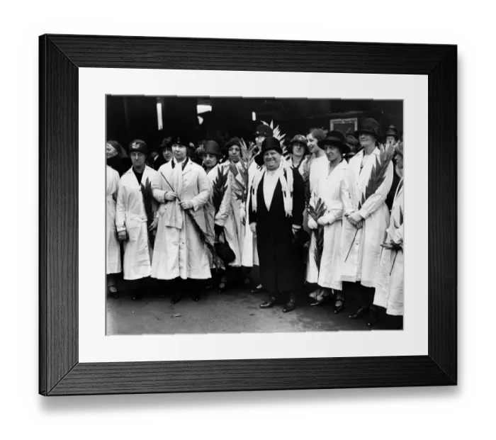 Framed Print : Anti-Strike Women Framed Print : Anti-Strike Women