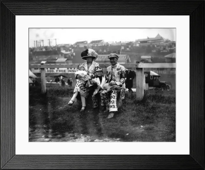 Framed Print : Pearlies. 1929: A family of Pearlies posing in full costume Framed Print : Pearlies. 1929: A family of Pearlies posing in full costume