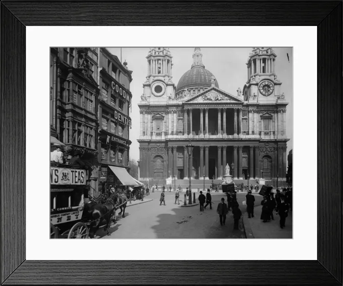 Framed Print : St Paul s. circa 1905: The west side of St Pauls Cathedral from Ludgate Hill in London Framed Print : St Paul s. circa 1905: The west side of St Pauls Cathedral from Ludgate Hill in London