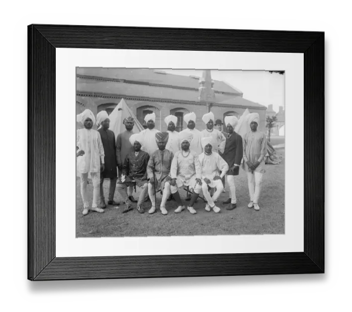 Framed Print : Sikh Men. circa 1900: A group of Sikh men wearing their national dress Framed Print : Sikh Men. circa 1900: A group of Sikh men wearing their national dress