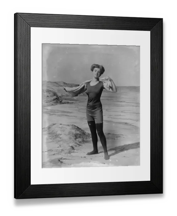 Framed Print : Lady Swimmer Framed Print : Lady Swimmer