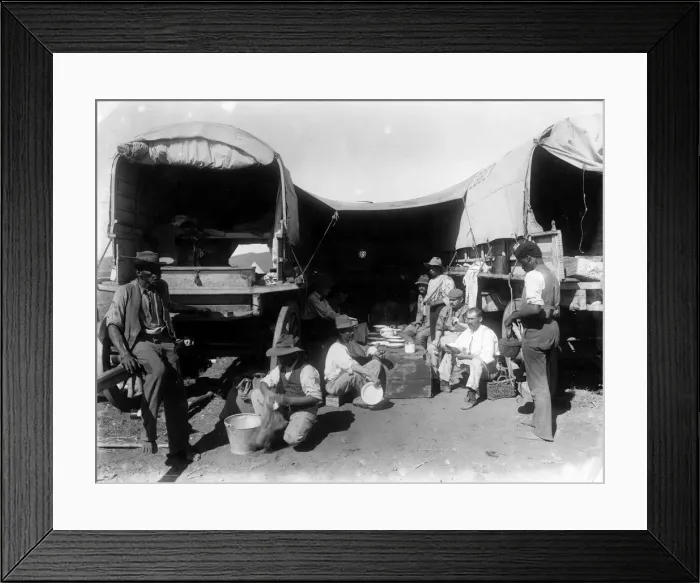 Framed Print : Boer War. circa 1899: Tiffin in a Bullock Kraal Framed Print : Boer War. circa 1899: Tiffin in a Bullock Kraal