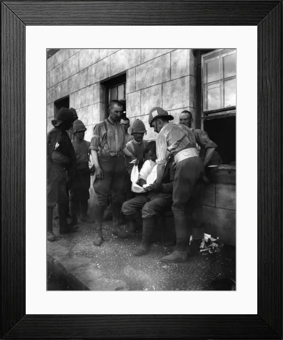 Framed Print : Boer War. circa 1900: Bandaging the wounded at a farmhouse during the Boer War Framed Print : Boer War. circa 1900: Bandaging the wounded at a farmhouse during the Boer War