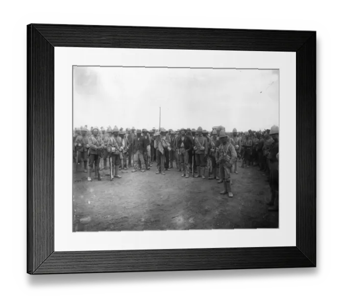 Framed Print : POW Camp. circa 1900: The Cornwall Regiment in charge of Boer prisoners at Dunnyside