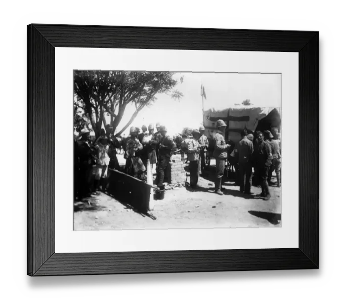 Framed Print : Boer War. circa 1900: Arrival of wounded at Modder River Station Framed Print : Boer War. circa 1900: Arrival of wounded at Modder River Station