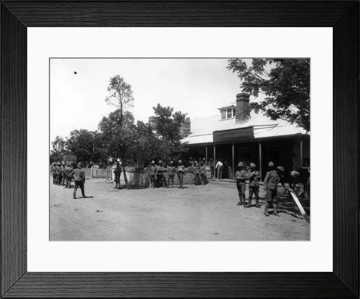 Framed Print : Boer War. 10th January 1900: The Crown and Royal Hotel Modder River (station) Framed Print : Boer War. 10th January 1900: The Crown and Royal Hotel Modder River (station)