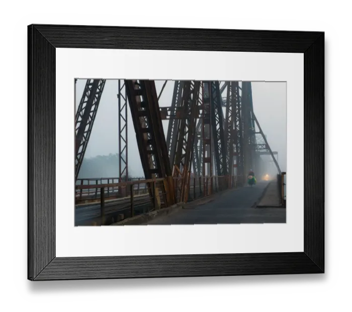 Framed Print : Long Bien Bridge in Fog on a winter morning, Hanoi, Vietnam Framed Print : Long Bien Bridge in Fog on a winter morning, Hanoi, Vietnam